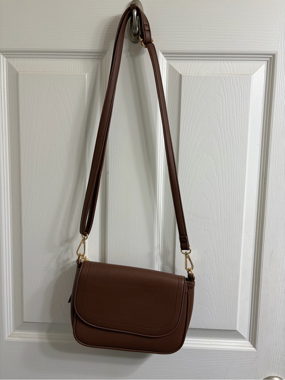 Women's Brown Crossbody Bag with Adjustable Strap